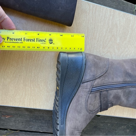 Keen Women’s Keen of Scots Brown Nubuck Leather Wedge Boots Sz 7.5 - Picture 15 of 16